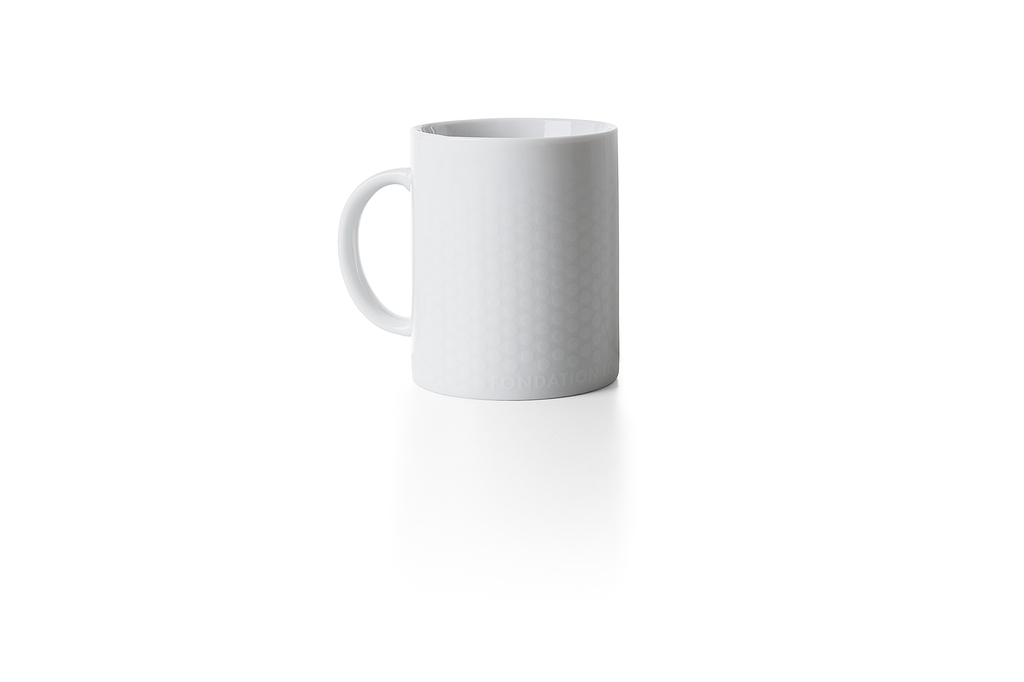 White Porcelain Mug · Librairie Boutique Fondation Louis Vuitton