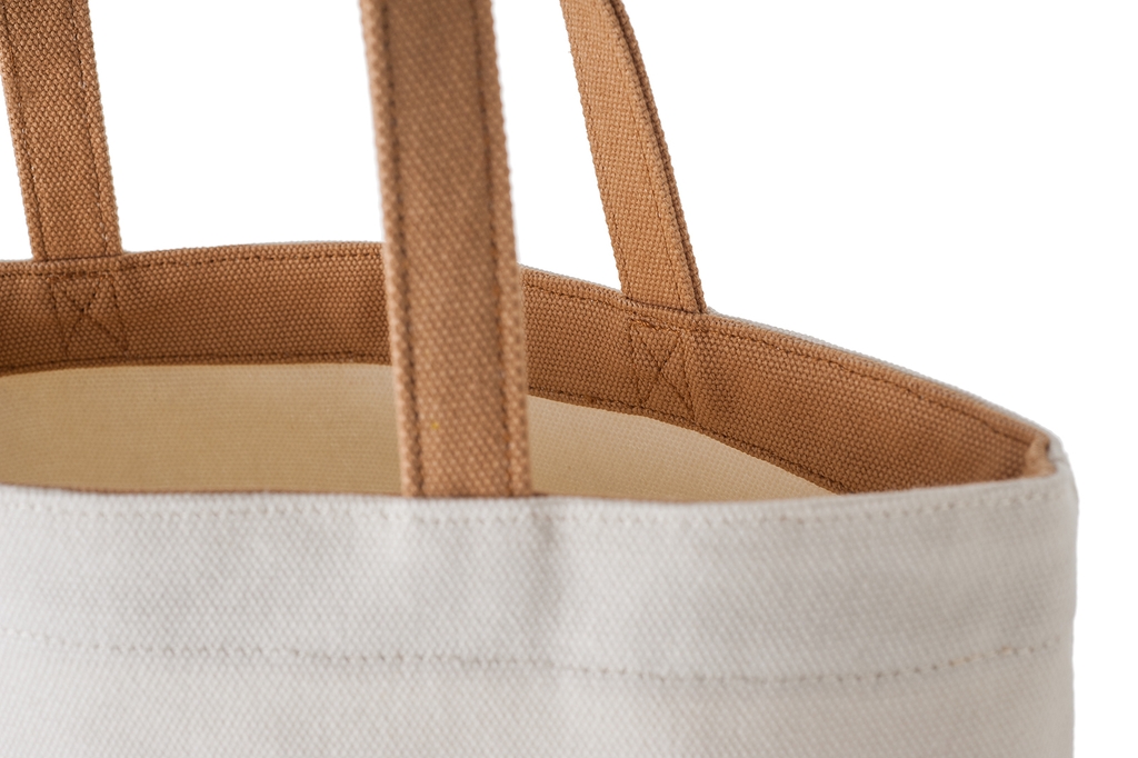 White Canvas Tote Bag · Librairie Boutique Fondation Louis Vuitton